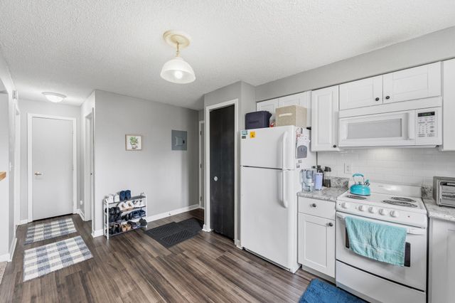 4784 Tacoma Circle SE, Prior Lake, MN 55372