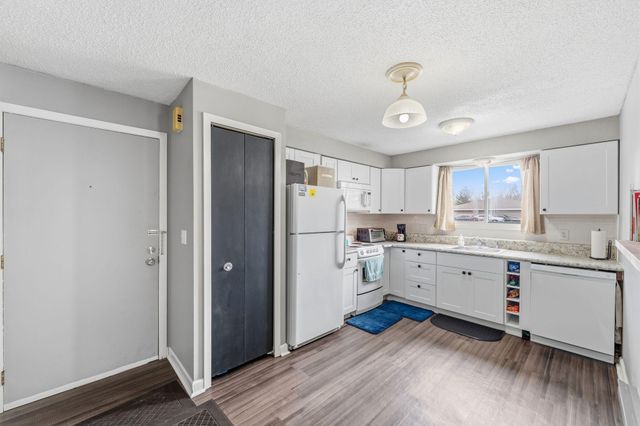 4784 Tacoma Circle SE, Prior Lake, MN 55372