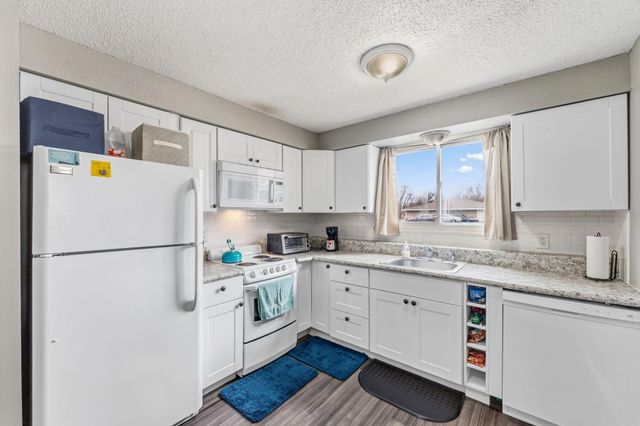 4784 Tacoma Circle SE, Prior Lake, MN 55372