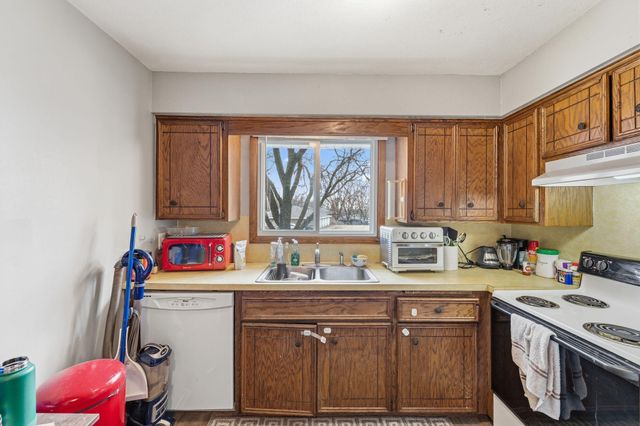 4784 Tacoma Circle SE, Prior Lake, MN 55372