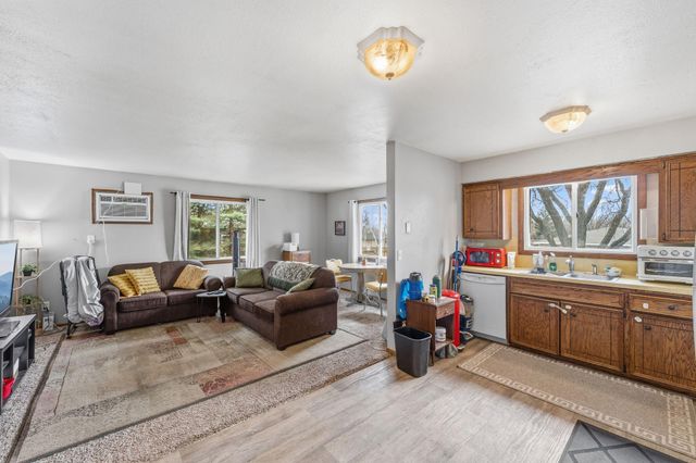 4784 Tacoma Circle SE, Prior Lake, MN 55372