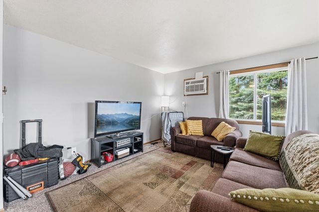 4784 Tacoma Circle SE, Prior Lake, MN 55372