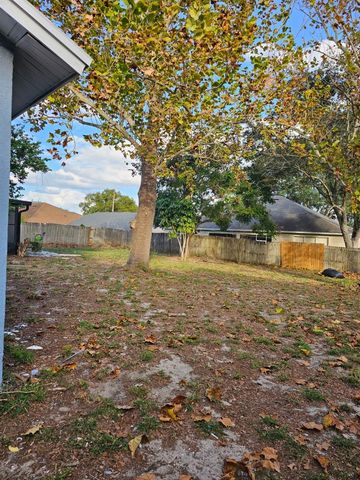 1823 NATCHEZ TRACE, Orlando, FL 32818