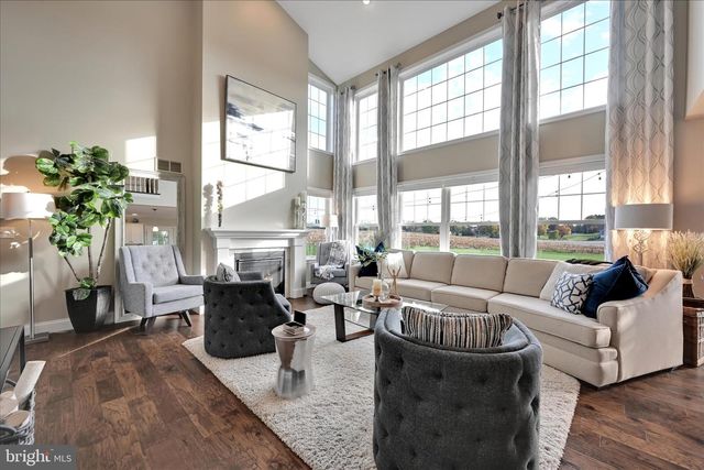 495 S MILL ST, Lebanon, PA 17042