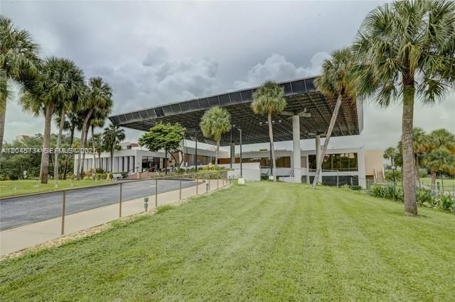 3771 Environ Boulevard 455, Lauderhill, FL 33319
