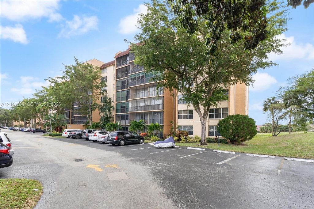 3771 Environ Boulevard 455, Lauderhill, FL 33319