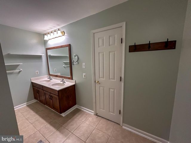 105 WESTMORELAND CT, La Plata, MD 20646