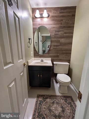 105 WESTMORELAND CT, La Plata, MD 20646