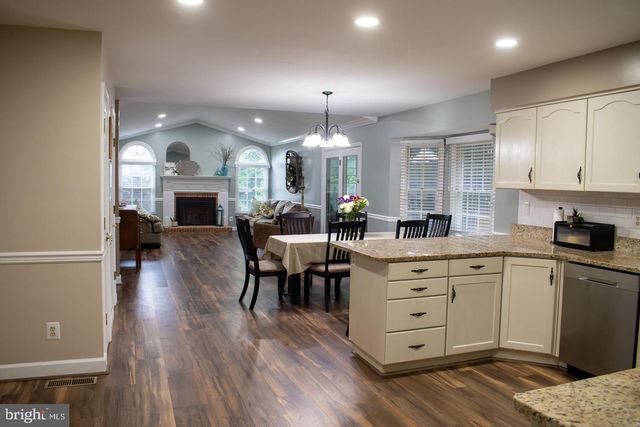 105 WESTMORELAND CT, La Plata, MD 20646