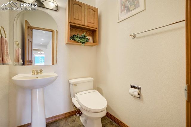 15371 Ridgefield Lane, Colorado Springs, CO 80921