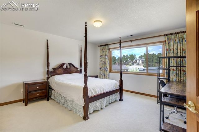 15371 Ridgefield Lane, Colorado Springs, CO 80921