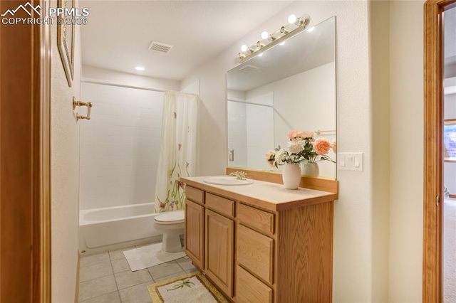 15371 Ridgefield Lane, Colorado Springs, CO 80921