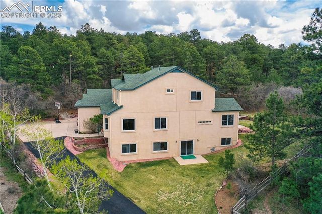 15371 Ridgefield Lane, Colorado Springs, CO 80921