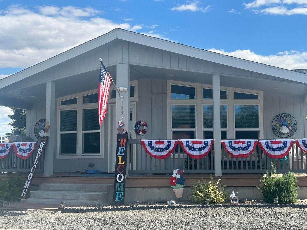 1335 Pound Ln, Clarkston, WA 99403