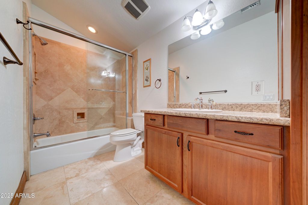 Image 32 of property listing at 424 E LEHI Road 2, Mesa, AZ 85203