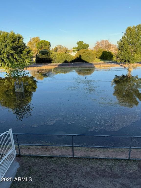 Image 36 of property listing at 424 E LEHI Road 2, Mesa, AZ 85203