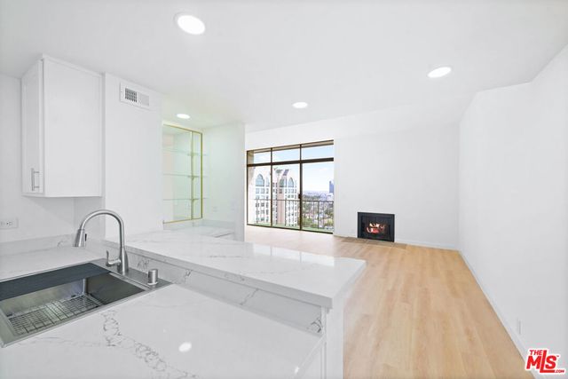 10535 Wilshire Boulevard 1803, Los Angeles, CA 90024