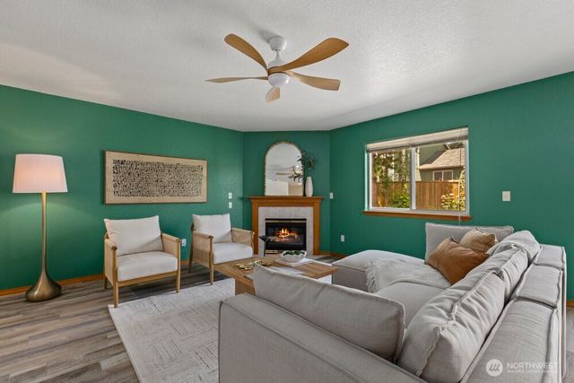 2004 15th Avenue SW, Olympia, WA 98502