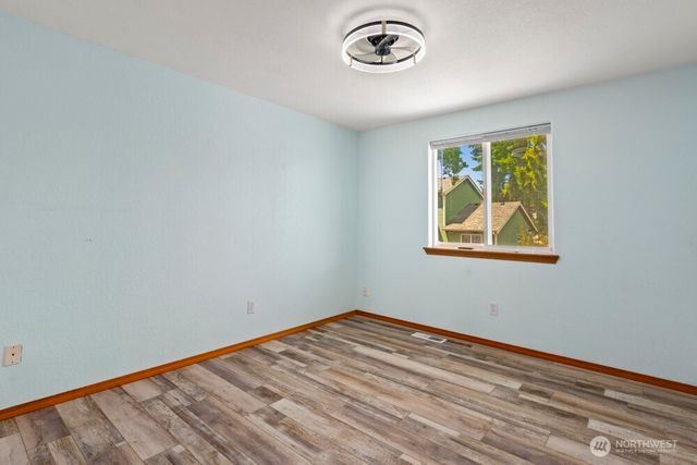 2004 15th Avenue SW, Olympia, WA 98502