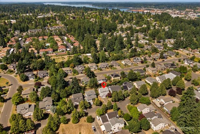 2004 15th Avenue SW, Olympia, WA 98502