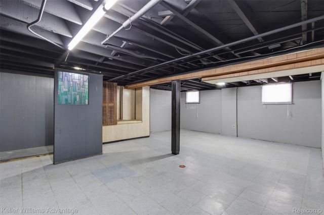 10388 Cedarlawn Street, Detroit, MI 48204