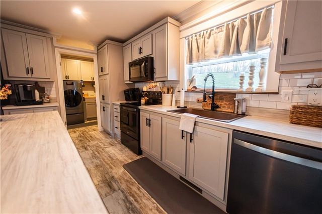 201 N Chestnut Street, Oregon, MO 64473