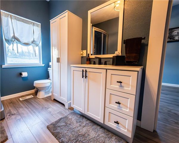 201 N Chestnut Street, Oregon, MO 64473