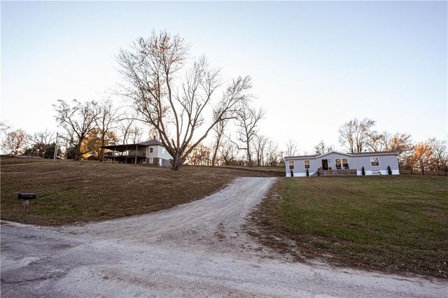 201 N Chestnut Street, Oregon, MO 64473