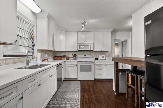 1205 S Riverdale Avenue, Florence, SC 29505