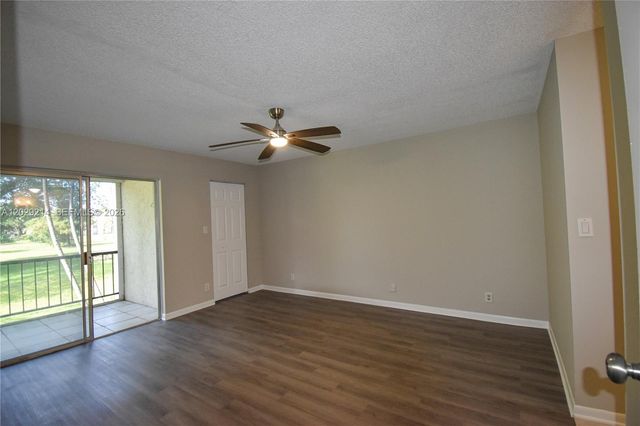 6080 NW 44th Street 201, Lauderhill, FL 33319