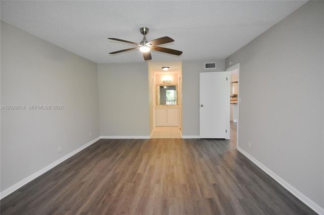 6080 NW 44th Street 201, Lauderhill, FL 33319