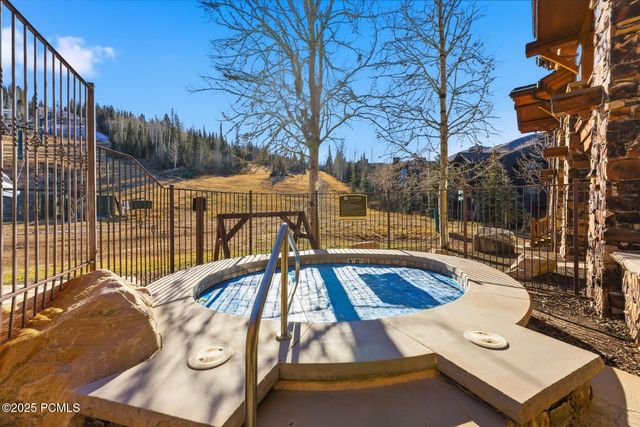 8777 Marsac Avenue 206, Park City, UT 84060