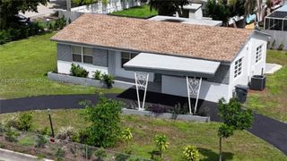 831 N 72nd Way, Hollywood, FL 33024