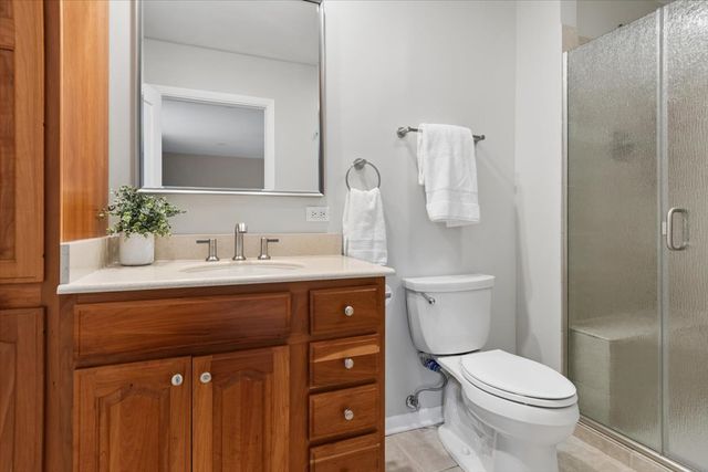 6644 Stowe Court, Lisle, IL 60532