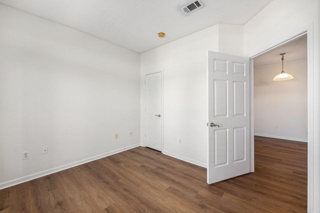 45 Sycamore Avenue 535, Charleston, SC 29407