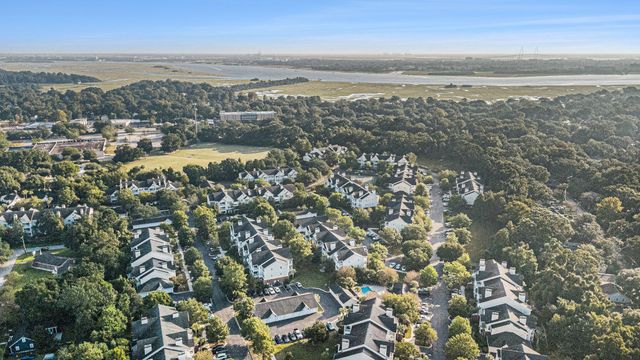 45 Sycamore Avenue 535, Charleston, SC 29407