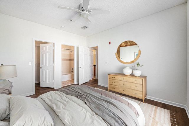 45 Sycamore Avenue 535, Charleston, SC 29407