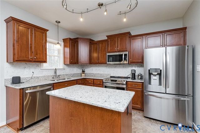 11907 Chislet Ct, Midlothian, VA 23112