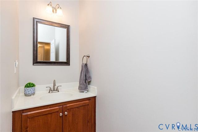 11907 Chislet Ct, Midlothian, VA 23112