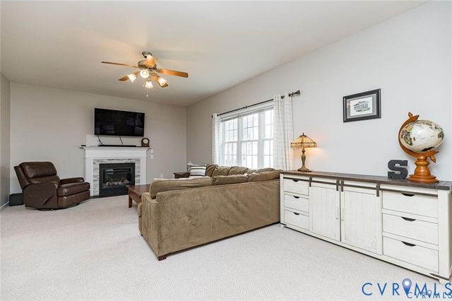 11907 Chislet Ct, Midlothian, VA 23112