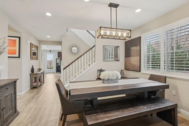 165 Little Ranch Cir, Oakley, CA 94561