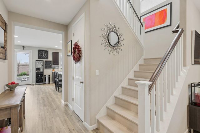 165 Little Ranch Cir, Oakley, CA 94561