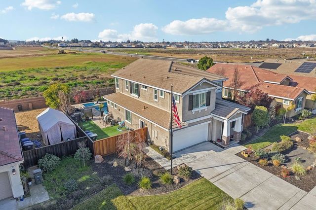 165 Little Ranch Cir, Oakley, CA 94561