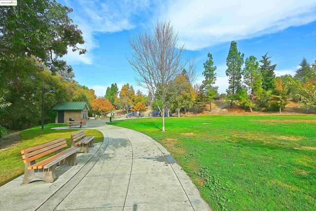 648 Fig Tree Lane, Martinez, CA 94553