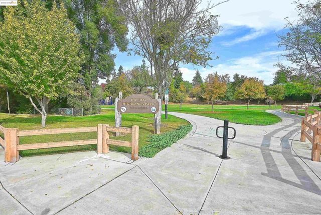 648 Fig Tree Lane, Martinez, CA 94553