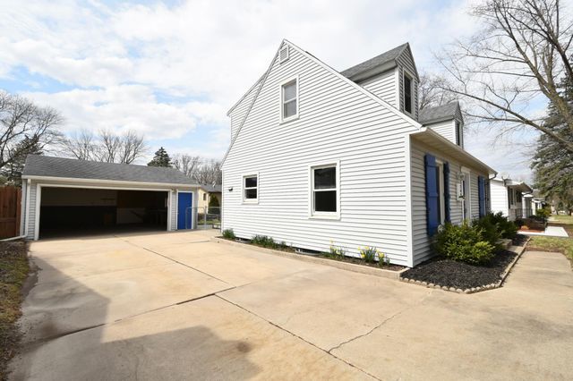 2641 4th Avenue NE, Rochester, MN 55906