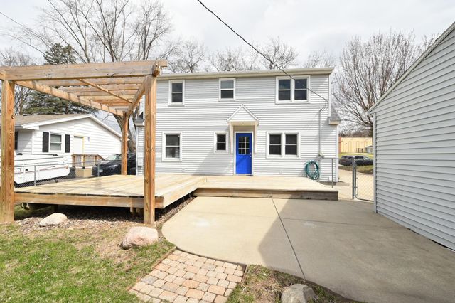 2641 4th Avenue NE, Rochester, MN 55906