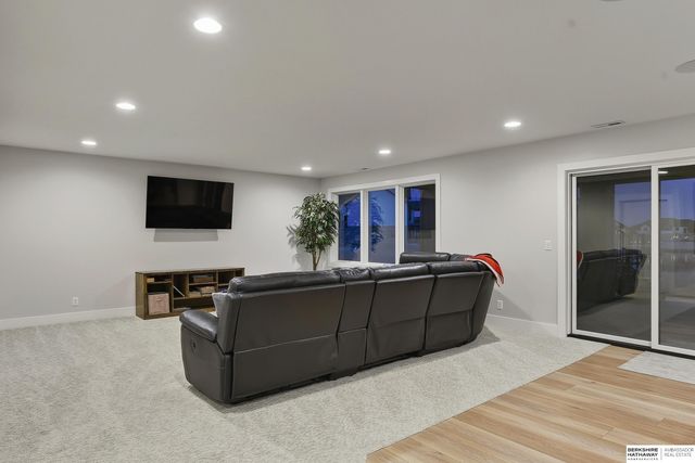 726 Firestone Pointe, Ashland, NE 68003