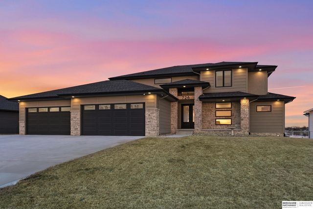 726 Firestone Pointe, Ashland, NE 68003