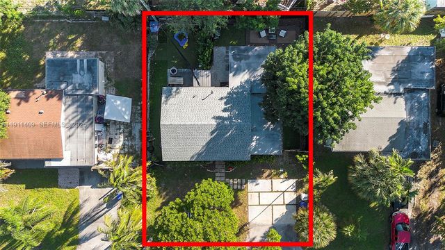 1464 NE 28th St, Pompano Beach, FL 33064